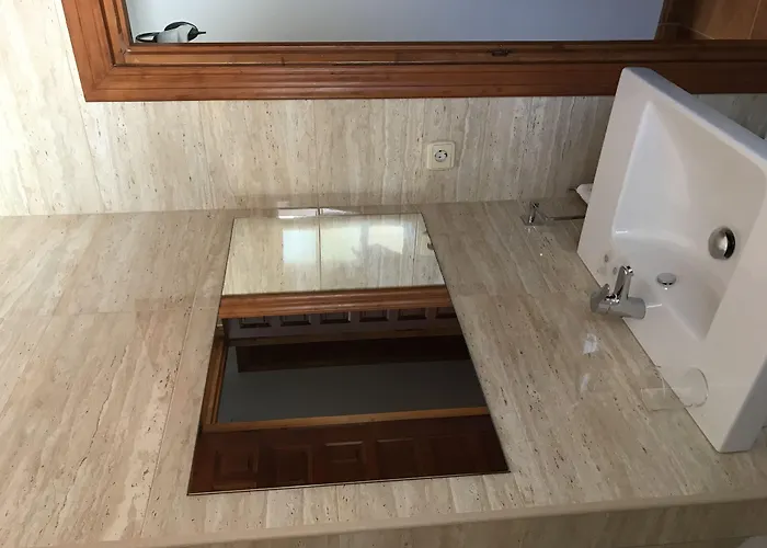 Costa San Juan De La Canal 2* 소토 데 라 마리나