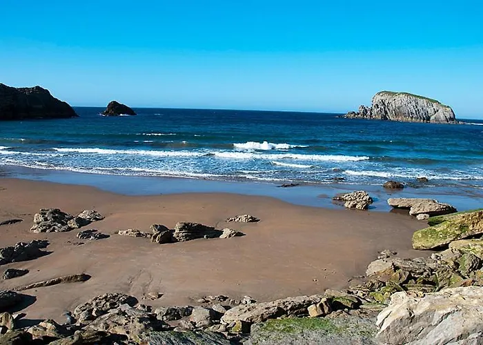 Costa San Juan De La Canal